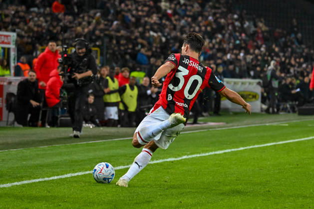IPA90182903 - A shot of Milan s Ardon Jashari during the Udinese Calcio vs. AC Milan Italian Serie A soccer match in Udine, Italy, on October 25, 2026  Copyright: xAlessioxMarini IPAxSportx xx IPA90182903 IPA90182903