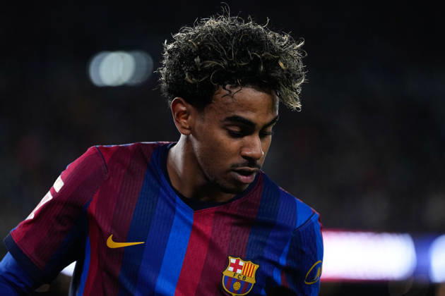 October 25, 2026, Barcelona, Barcelona, Spain: Lamine Yamal of FC Barcelona, Barca looks on during the Spanish League, LaLiga EA Sports, football match between FC Barcelona and Real Madrid CF at Spotify Camp Nou on October 25, 2026, in Barcelona, Spain. FC Barcelona V Real Madrid CF - LaLiga EA Sports - ZUMAa181 20261025_zaa_a181_341 Copyright: xDennisxAgyemanx