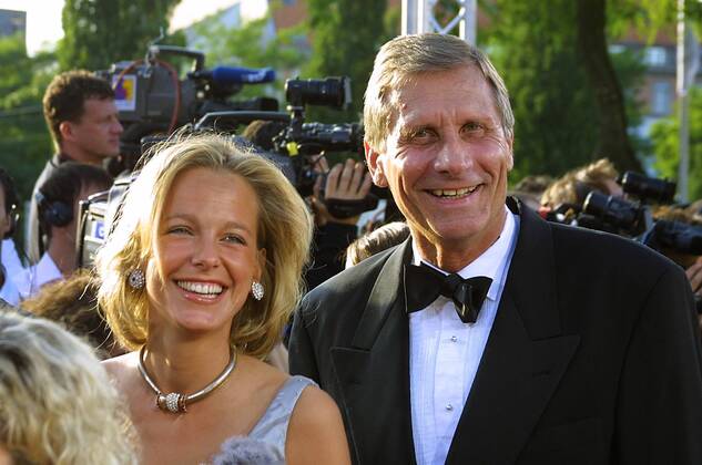 Julia Jäkel, 50. Geburtstag am 13. November Moderator Ulrich Wickert (GER) mit Ehefrau Julia Jäkel (GER Verlagsleiterin der Financial Times Deutschland) anlässlich des Deutschen Filmpreises 2002 in Berlin