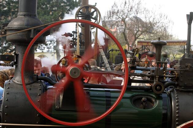Historische Dampfmaschine auf dem 2. Koblenzer Dampfspektakel