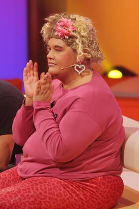 Comedian Cindy aus Marzahn (GER) anlässlich der Sat1-Fernsehshow - Wer zuletzt lacht...! - in Berlin