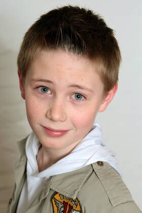 Schauspieler Moritz Glaser anlässlich eines Fotoshootings zur TV-Serie - Die Pfefferkörner - in Hamburg