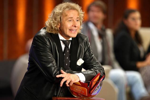 Moderator Thomas Gottschalk während der ZDF-Fernsehshow - Wetten, dass...? - in Halle
