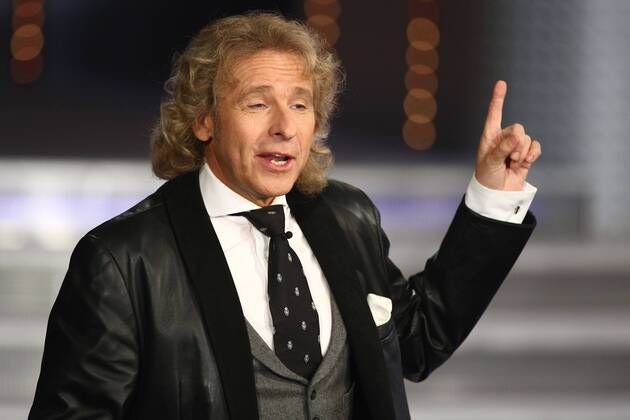 Moderator Thomas Gottschalk während der ZDF-Fernsehshow - Wetten, dass...? - in Halle