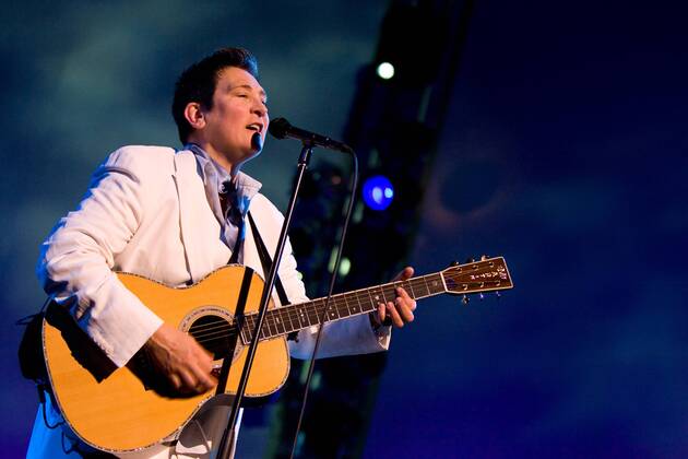 Sängerin K.D. Lang während eines Konzertes am Rande des Blue Balls Festival in Luzern - iblguo01087771