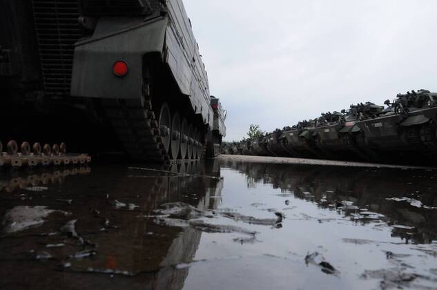 Zu verschrottende Panzer in der Battle Tank Dismantling GmbH in Eberleben