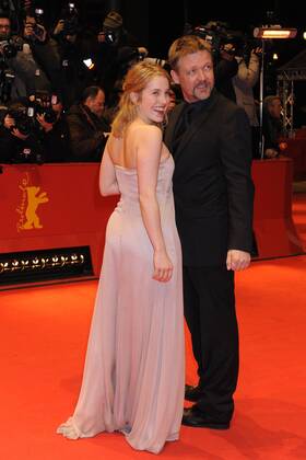 Paula Kalenberg und Justus von Dohnanyi, die beiden Schauspieler bei der Kino Premiere zu dem Film Jud Süss - Film ohne Gewissen im Rahmen der 60. Berlinale in Berlin am 18.02.2010 