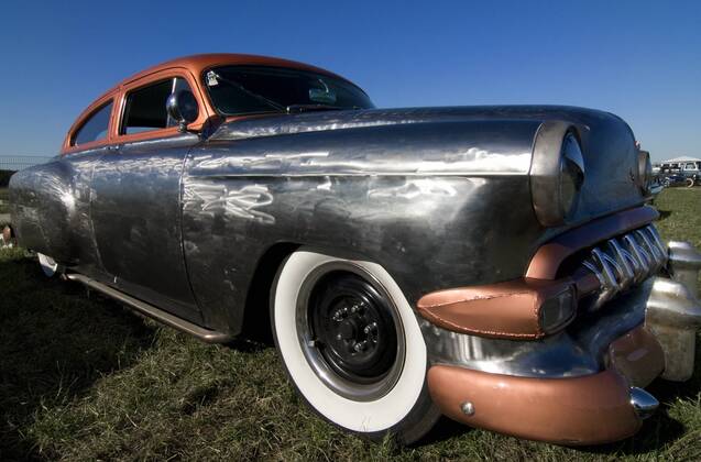 Kustom Kulture 2010 auf dem Flugplatz Schwarze Heide in Bottrop-Kirchhellen: Oldtimer.