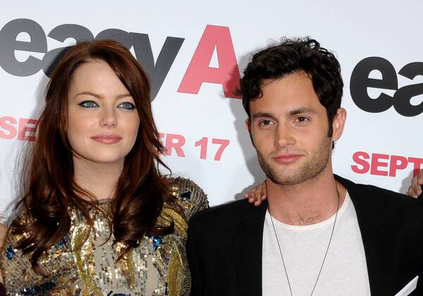 Hollywood, Ca. - Emma Stone and Penn Badgley - Easy A - Los Angeles Premiere at Grauman s Chinese Theatre UnitedArchives00518358