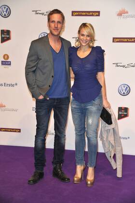 Mirjam Weichselbraun und Jan Hahn bei der Verleihung vom Musikpreis Echo in Berlin am 24.03.2011 Echo Verleihung 2011 