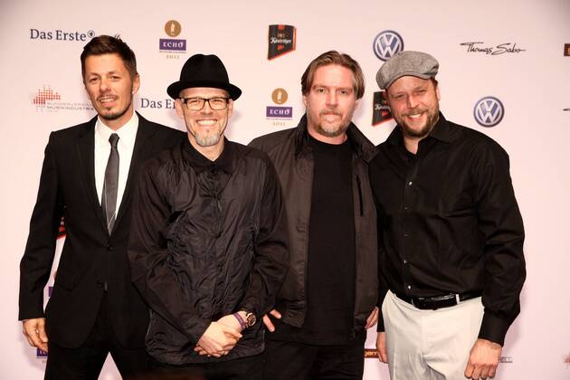 Die Band Die Fantastischen Vier - L-R: Michi Beck (Michael Beck), Thomas D (Thomas Dürr), Smudo (Michael Bernd Schmidt), And.Ypsilon (Andreas Riecke) bei der Verleihung vom Musikpreis Echo in Berlin am 24.03.2011 Echo Verleihung 2011 