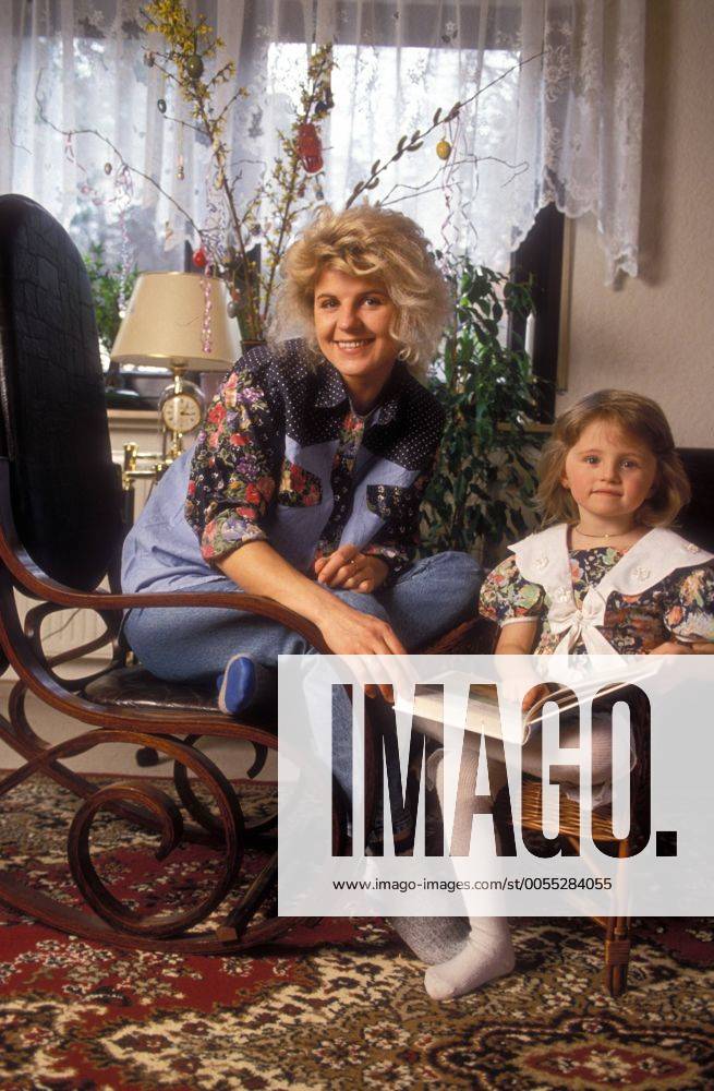 Saengerin Linda Feller Mit Tochter Eileen Publicationxinxgerxsuixautxonly Aufnahmedatum Geschaetzt