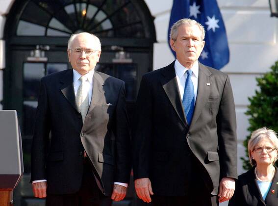 May 16, 2006 - Washington, District of Columbia, U.S. - President Bush welcomes Prime Minister Howard of Australia to the White House for an offical state arrival ceremony..I10765CB. - - 5-16-2006 Washington U.S. - ZUMAbw2