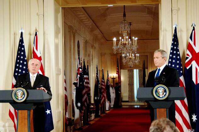 May 16, 2006 - Washington, District of Columbia, U.S. - President Bush welcomes Prime Minister Howard of Australia to the White House for an offical state arrival ceremony..I10765CB. - - 5-16-2006 Washington U.S. - ZUMAbw2