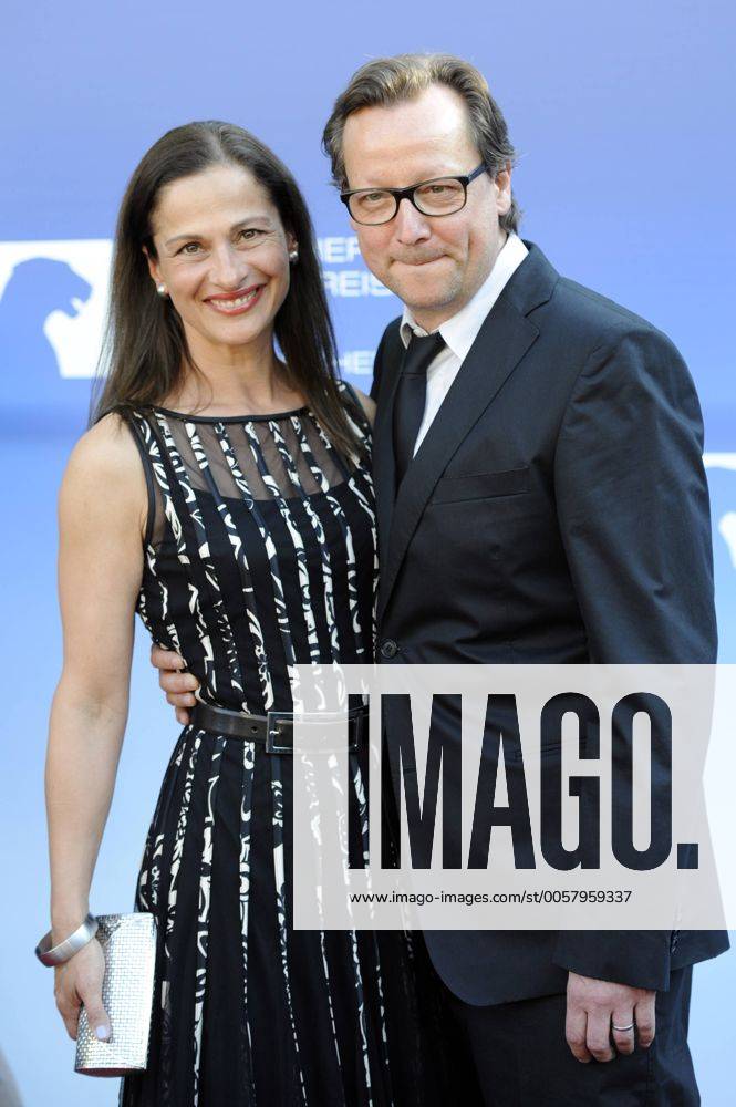 Matthias Brandt Schauspieler Mit Ehefrau Sofia Bayerischer Fernsehpreis 2012 Roter Teppich Re