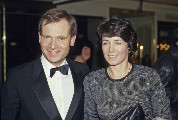 Jeffrey Archer mit Ehefrau Mary Verleihung der British Academy of Film and Television Arts (BAFTA) Awards 1987 im Londoner Grosvenor House Hotel Foto:xR.xKeuntjex xFuturexImage