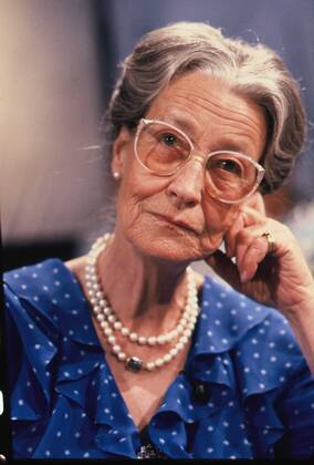 Katharina Focke - Elsbeth Charlotte Katharina Focke geb. Friedlaender ( 8. Oktober 1922 in Bonn) ist eine ehemalige deutsche Politikerin (SPD). Sie war von 1972 bis 1976 Bundesminister für Jugend, Familie und Gesundheit. Aufnahme von 1983