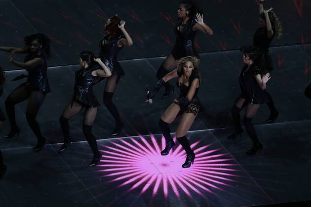 NEW ORLEANS, Beyonce bei der Half Time Show waehrend dem Super Bowl 2013 NFL Championship Spiel San Francisco 49 ERS gegen Baltimore Ravens im Mercedes Benz Superdome in New Orleans, Louisiana, USA. +++HARDT+++