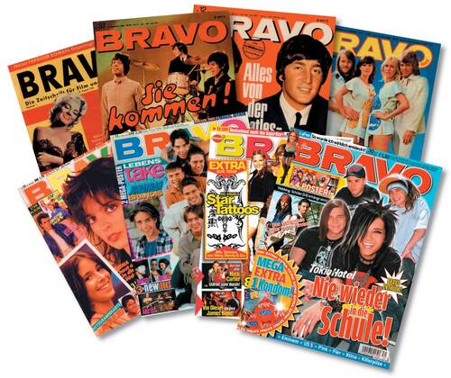 Verschiedene Cover-Titel der Jugendzeitschrift Bravo (Foto vom 24.07.2006). Die, nach eigenen Angaben, größte Jugendzeitschrift Europas feiert am 26.08.2006 ihren 50. Geburtstag. Egal ob Elvis oder Winnetou, die Beatles oder die Rolling Stones, Madonna, Britney Spears oder aktuell die Gruppe Tokio Hotel aus Magdeburg. Die Titelseiten der Bravo mit ihren Stars und Idolen schmücken seit genau einem halben Jahrhundert die deutschen Kinder- und Jugendzimmer. (Siehe epd-Feature vom 31.07.2006) DER ABDRUCK DES EPD-FOTOS IST HONORARPFLICHTIG! Jugendzeitschrift BRAVO wird 50 Jahre alt. 197232 EDITORIAL USE ONLY