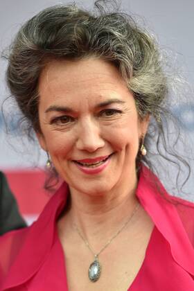 Irina WANKA (Schauspielerin),Einzelbild,angeschnittenes Einzelmotiv,Portraet,Portrait,Porträt. Roter Teppich,Red Carpet,Bayerischer Fernsehpreis 2014 am 23.05.2014.