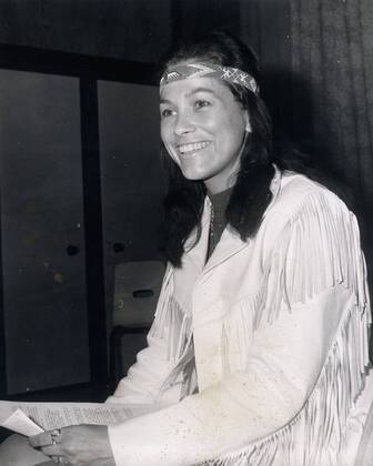 May 16, 1969 - London, England, United Kingdom - KAHN TINETA HORN arrives at London Airport where she will try to talk to the Premier to persuade the Canadian Government to let Indians cross the U.S. border without paying custom fees.. London United Kingdom - ZUMAk09