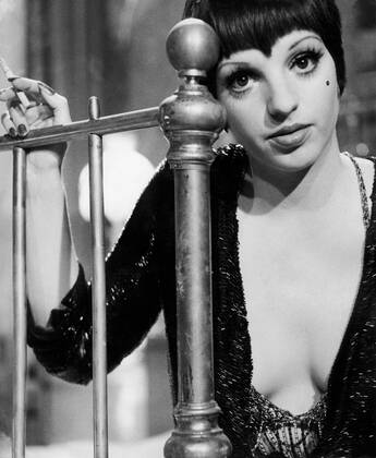 OSCARS. Beste Hauptdarstellerin. Preisträgerinnen 1971-1980 Aug 12, 2007 - Madrid, SPAIN - Actress and singer LISA MINNELLI performs in Madrid, Spain. Uno de los últimos grandes mitos vivos del Hollywood y el Broadway dorado, Liza Minnelli, que se encuentra en España después de veinte años de su paso por aquí, ofreció esta noche un recital en el Centro Cultural Conde Duque, donde repasó grandes temas de su repertorio como New York, New York , Old friends o Cabaret . Los Angeles SPAIN - ZUMAk09