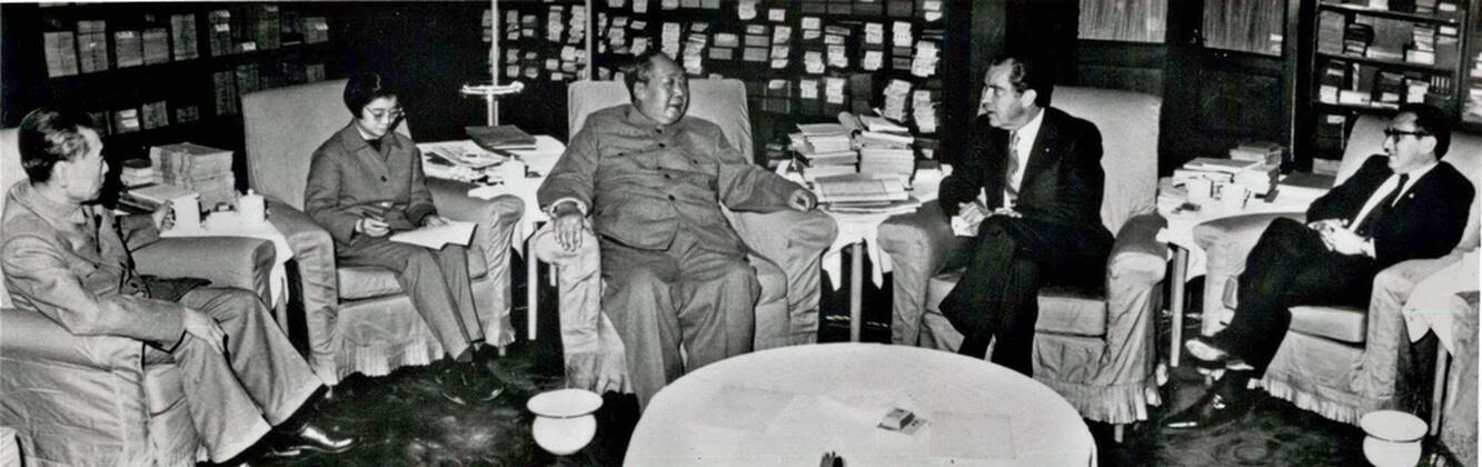 Feb. 15, 1972 - Beijing, China - (L-R) Chinese Premier ZHOU ENLAI, interpreter NANCY TANG, Chinese Chairman MAO ZEDONG (Mao Tse Tsung), US President RICHARD NIXON, and US National Security Advisor HENRY KISSINGER during a meeting as the two countries opened official diplomatic relations for the first time since the Communists took over China in 1949. Beijing China  - ZUMAk09