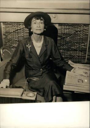 IMAGO ICONS: Coco Chanel Apr. 09, 2012 - Going to an exhibit on taste and French clothing, Coco Chanel left Orly airport this morning for New York. She will then go to Dallas, Texas. Chanel is pictured leaving Orly.  - ZUMAk09