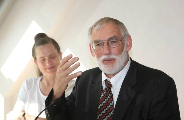 Klimaexpertin Helga Kromp Kolb, Dennis Meadows Wien, 08. 07. 2008 Helga KROMP KOLB, Dennis MEADOWS