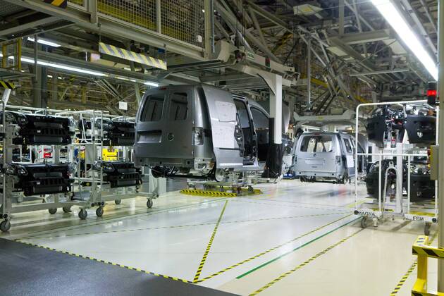WIRTSCHAFT VW Caddy startet in vierte Generation - Produktionsstätte in Polen - Antoninek, Poznan, Poland - Volkswagen Poznan factory where Volkswagen Caddy and Volkswagen T5 are produced ,  20150204_awj_1669