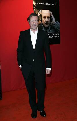 DAS LEBEN DER ANDEREN Premiere - Ankunft - Berlin Sebastian Koch bei der Ankunft der Premiere DAS LEBEN DER ANDEREN im Cinemaxx am 15.03.2006 in Berlin.