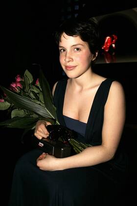 NEW FACES AWARD Verleihung - Berlin Paula Kalenberg, Preistraegerin, bei der Verleihung des NEW FACES AWARD im BCC am 11.05.2006 in Berlin.