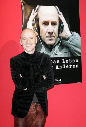 DAS LEBEN DER ANDEREN Premiere - Ankunft - Berlin Ulrich Muehe bei der Ankunft der Premiere DAS LEBEN DER ANDEREN im Cinemaxx am 15.03.2006 in Berlin.