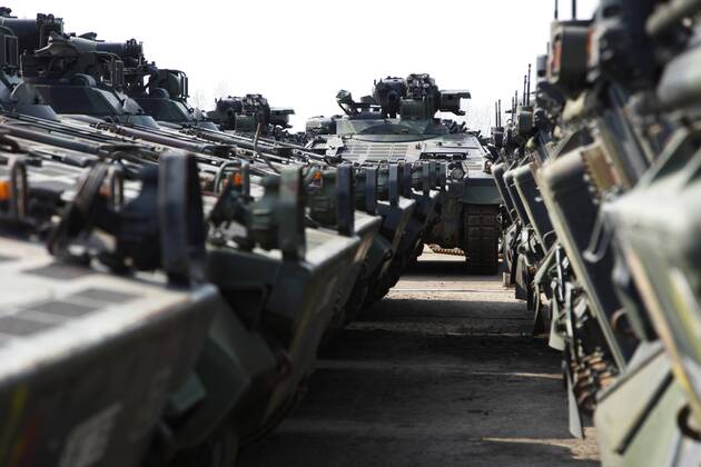 Bundeswehrpanzer Marder auf dem Gelaende der Firma Battle Tank Dismantling GmbH 