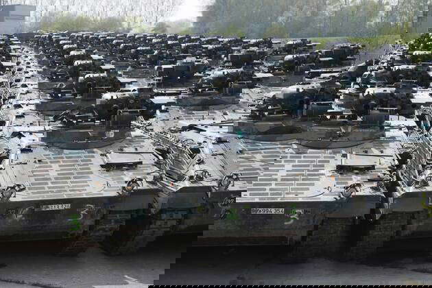 Bundeswehrpanzer Marder auf dem Gelaende der Firma Battle Tank Dismantling GmbH 