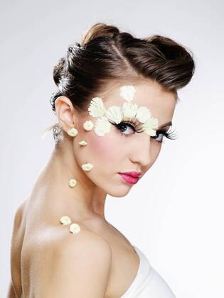 Young woman s beauty portrait 1267231