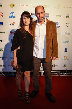 RIO DE JANEIRO, Brazil - 01 09 2015: BIG BRAZILIAN CINEMA AWARD 2015 - Roberto Bomtempo and Miriam Freeland during the fourteenth edition of the Brazilian Film Grand Prize, sponsored by the Brazilian Film Academy.  Andr?xHorta