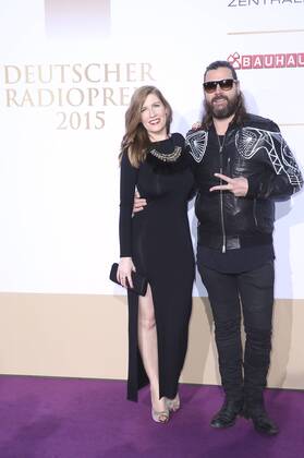 Rea Garvey mit Schwester Margarita bei der Verleihung vom Deutschen Radiopreis 2015 im Schuppen 52. Hamburg, 03.09.2015 Foto:xU.xGlockmannx xFuturexImage