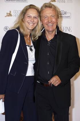 Hartmut Schulze-Gerlach mit Gattin Anja bei der Verleihung der 21. Goldenen Henne 2015 im Velodrom. Berlin, 05.09.2015 Foto:xJ.xQuinternx xFuturexImage