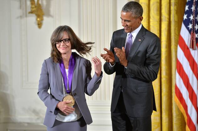 President Barack Obama awards the 2014 National Medal of Arts to actress and filmmaker Sally Field during a ceremony at the White House in Washington, D.C. on September 10, 2015.  WAP20150910317 KEVINxDIETSCH