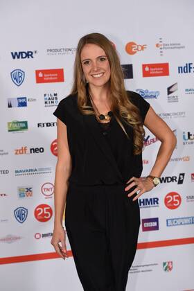 Schauspielerin Katrin WOLTER kommt am 01.10.2015 in Köln zur Preisverleihung der 25. Cologne Conference. Ausgezzeichnet werden herausragende Leistungen aus der internationalen Film- und Fernsehbranche. Vom 25.09. bis 01.10. findet das Festival für herausragendes Fernsehen und unabhängige Filmkultur in Köln statt.