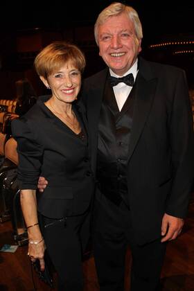Volker Bouffier (Ministerpräsident Hessen) mit Ehefrau Hessische Filmpreis Verleihung des Hessische Filmpreis Preis, Auszeichung, Alten Oper Frankfurt 16. Oktober 2015
