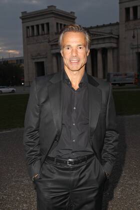 Hannes Jaenicke, Bayerischer Staatspreis fuer Elektromobilitaet 2015 in der Glyptothek in Muenchen am 19.10.2015