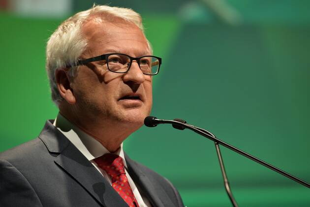 - BRUSSELS, BELGIUM: Yvan De Cock Bnp Parisbas Fortis pictured during the award ceremony for the 21st edition of Onderneming van het jaar (Dutch-speaking company of the year), Tuesday 20 October 2015, in Brussels.  DAVIDxSTOCKMAN 04724980