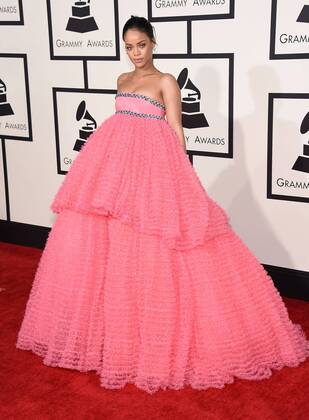 Feb. 8, 2015 - Los Angeles, California, U.S. - Rihanna arrives for the 57th Annual Grammy Awards at Staples Center. - ZUMAo05
