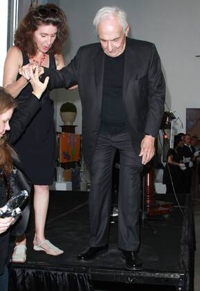 Frank Gehry FRANK GEHRY RECEIVES HENRY AWARD Los Angeles  Patrick Rideaux PicturePerfect