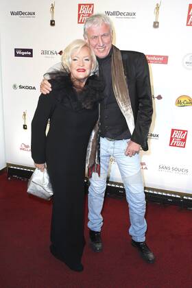 Angelika Milster und Ted Linow bei der Verleihung der Goldenen Bild der Frau 2015 im Stage Operettenhaus. Hamburg, 29.10.2015 Foto:xU.xGlockmannx xFuturexImage