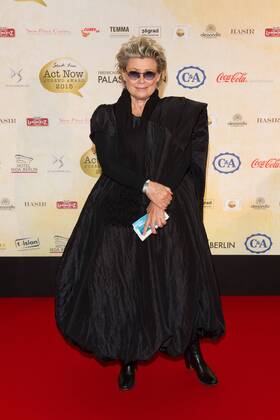 Gitte Haenning - Verleihung des Act Now Jugend Award im Friedrichstadt-Palast Berlin am 02.11.2015. Verleihung Act Now Jugend Award