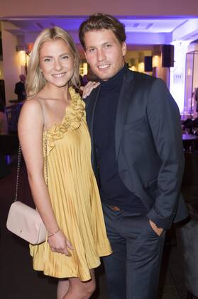 Raul Richter mit Freundin Valentina Pahde beim Act Now Jugend Award 2015 im Friedrichstadt-Palast. Berlin, 02.11.2015 Foto:xFredericx xFuturexImage