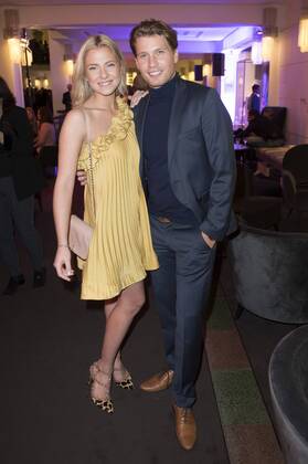 Raul Richter mit Freundin Valentina Pahde beim Act Now Jugend Award 2015 im Friedrichstadt-Palast. Berlin, 02.11.2015 Foto:xFredericx xFuturexImage
